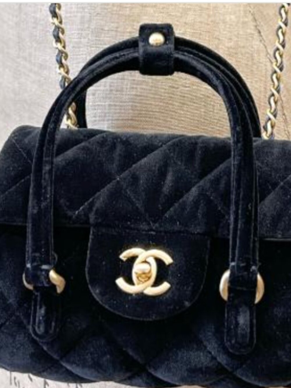 Chanel 2024 Black Velvet Barrel Bag – Mini Bowling 2-Way Shoulder Bag w/Box - Picture 3 of 13